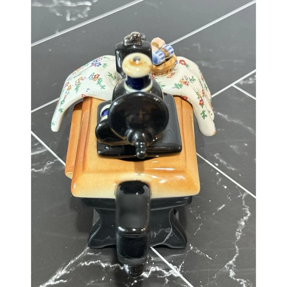 Vintage Cardew Design Mini 